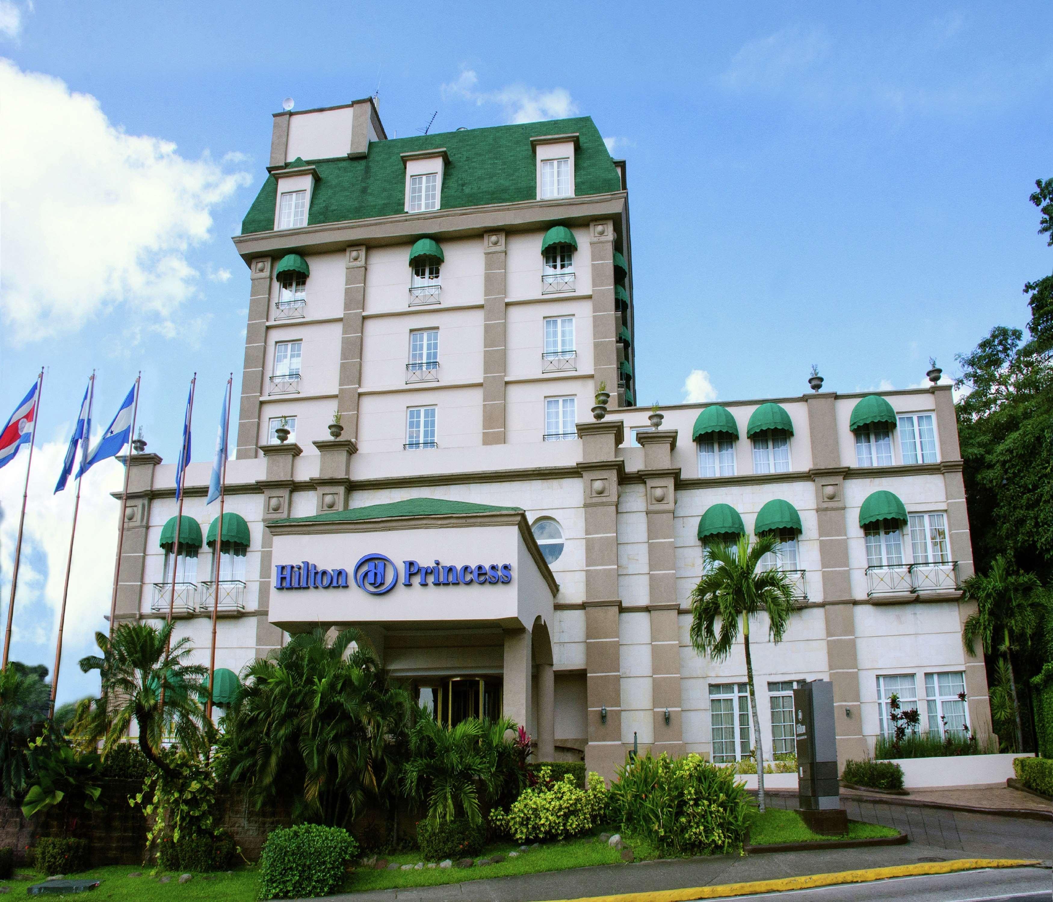Hilton Princess Сан Педро Сула Екстериор снимка